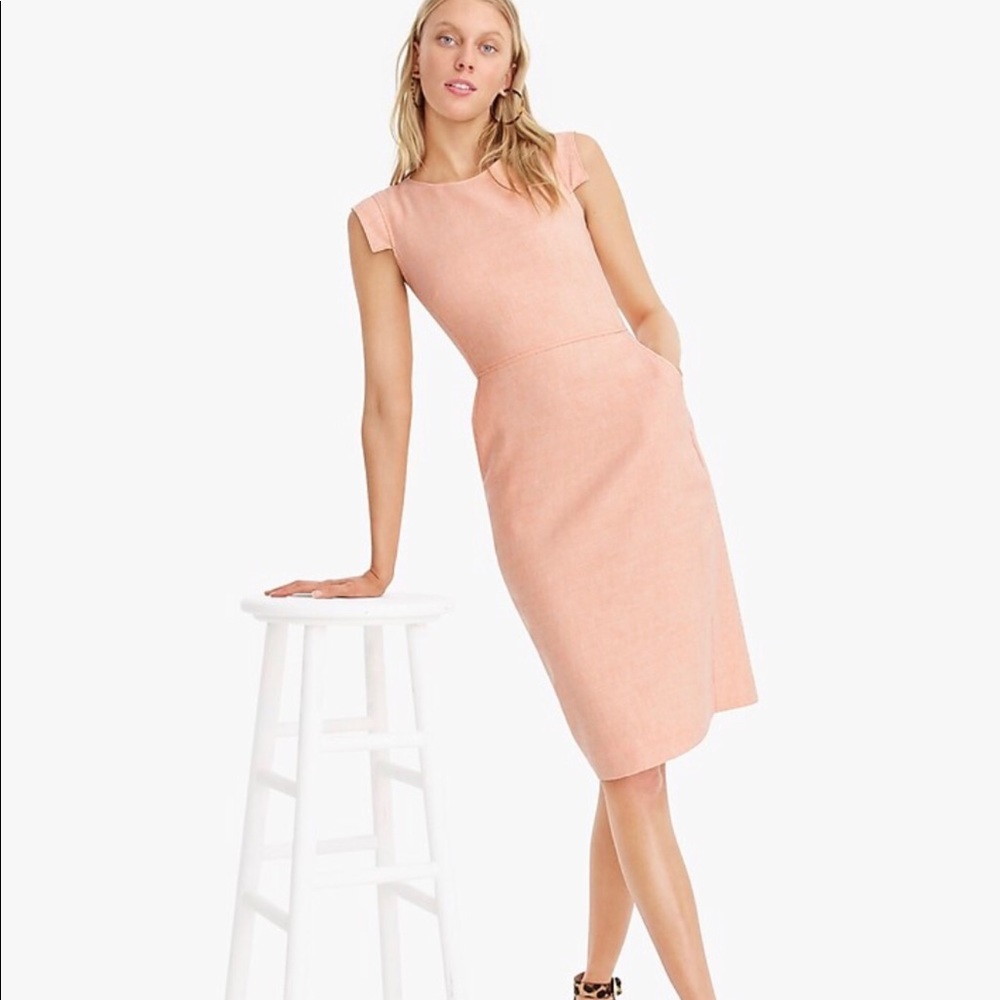 Resume dress in stretch linen